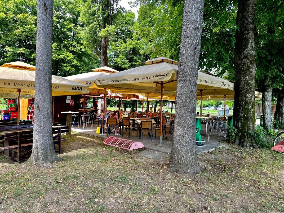 Treba Malo Odmorit - Self Check-In Option, Family Room, Ps4 Pro, Free Parking Карловац Экстерьер фото